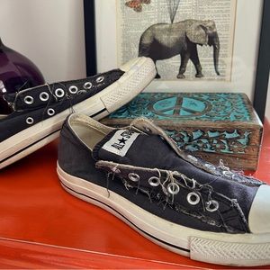 Converse All Star slip-ons in navy blue